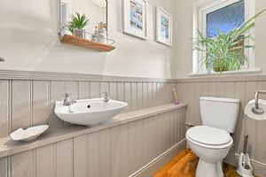 BROMLEY ROAD- click for photo gallery